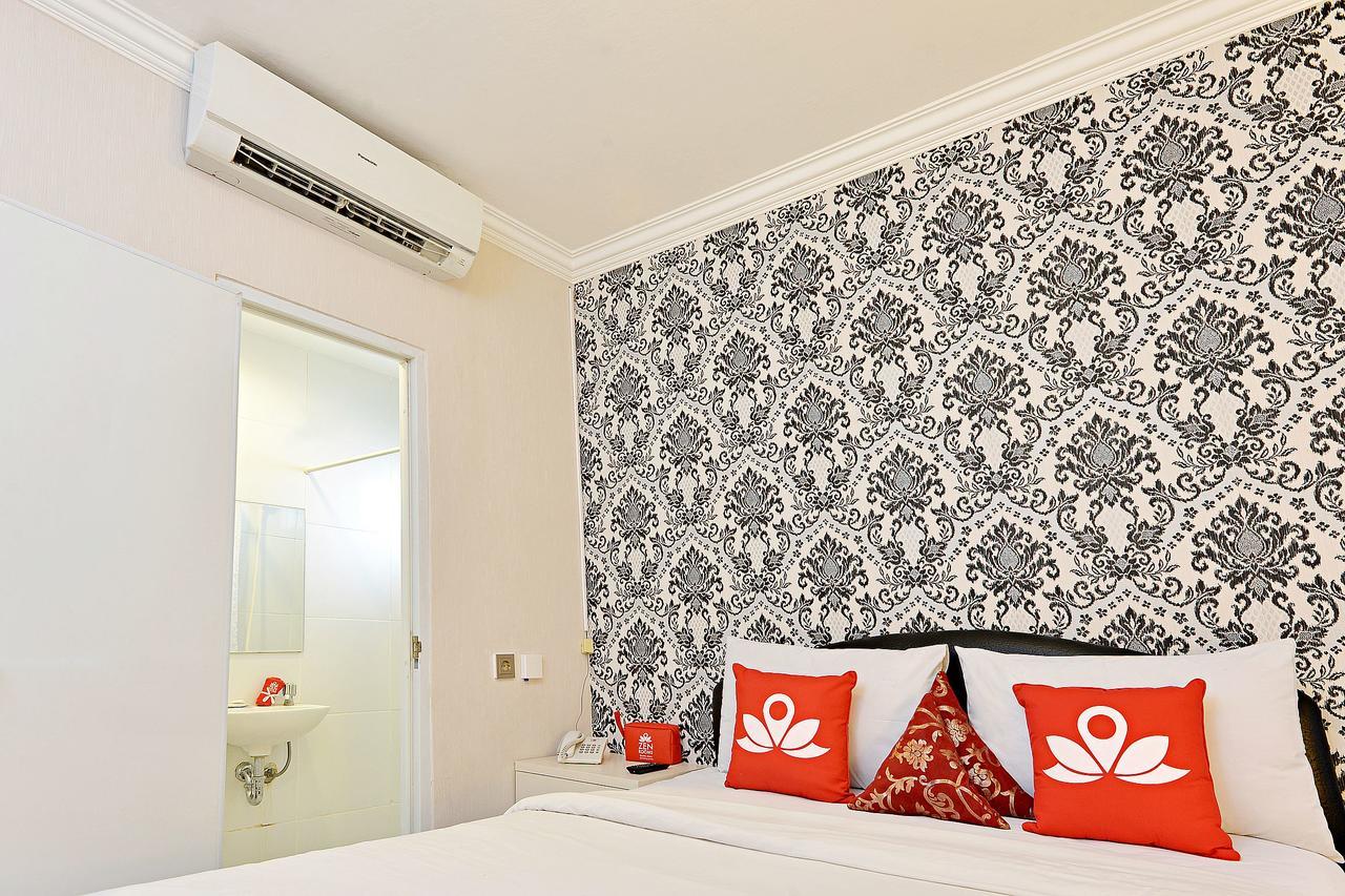 Zen Rooms Basic Tangerang Aeropolis Exterior photo